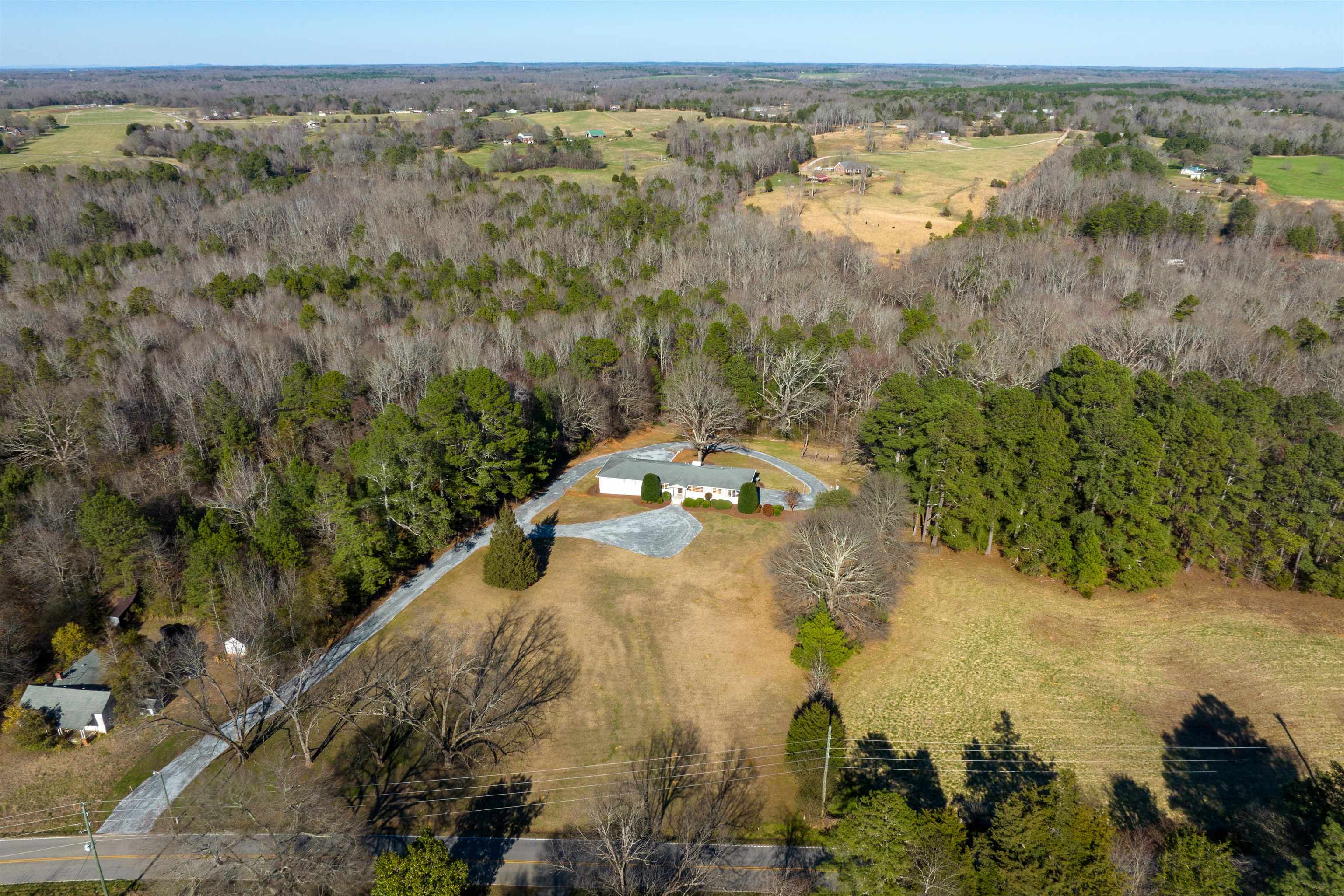 2049 Walnut Grove Road Roebuck, SC 29376 - Photo 4 of 36