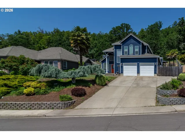 $579,990 | 2290 Northwest Witherspoon Avenue, Roseburg, OR 97471