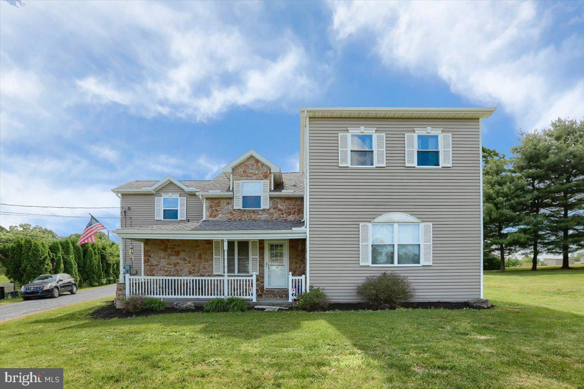 10 Garloff Road Myerstown, PA 17067 - Photo 1 of 27 Gallery Image 1