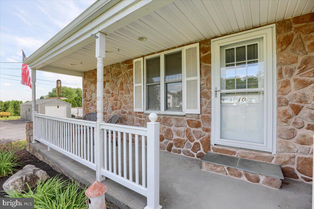 10 Garloff Road Myerstown, PA 17067 - Photo 4 of 27 Gallery Image 4