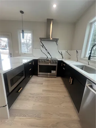 $829,000 | 152 Colonial Road, Unit 152, Providence, RI 02906