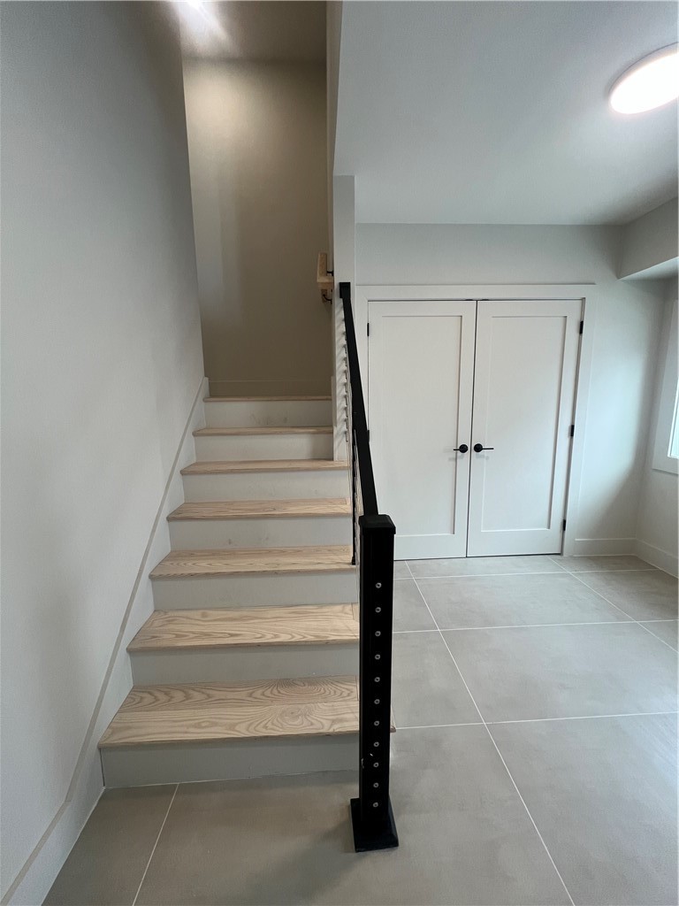 152 Colonial Road, Unit 152 Providence, RI 02906 - Photo 10 of 37