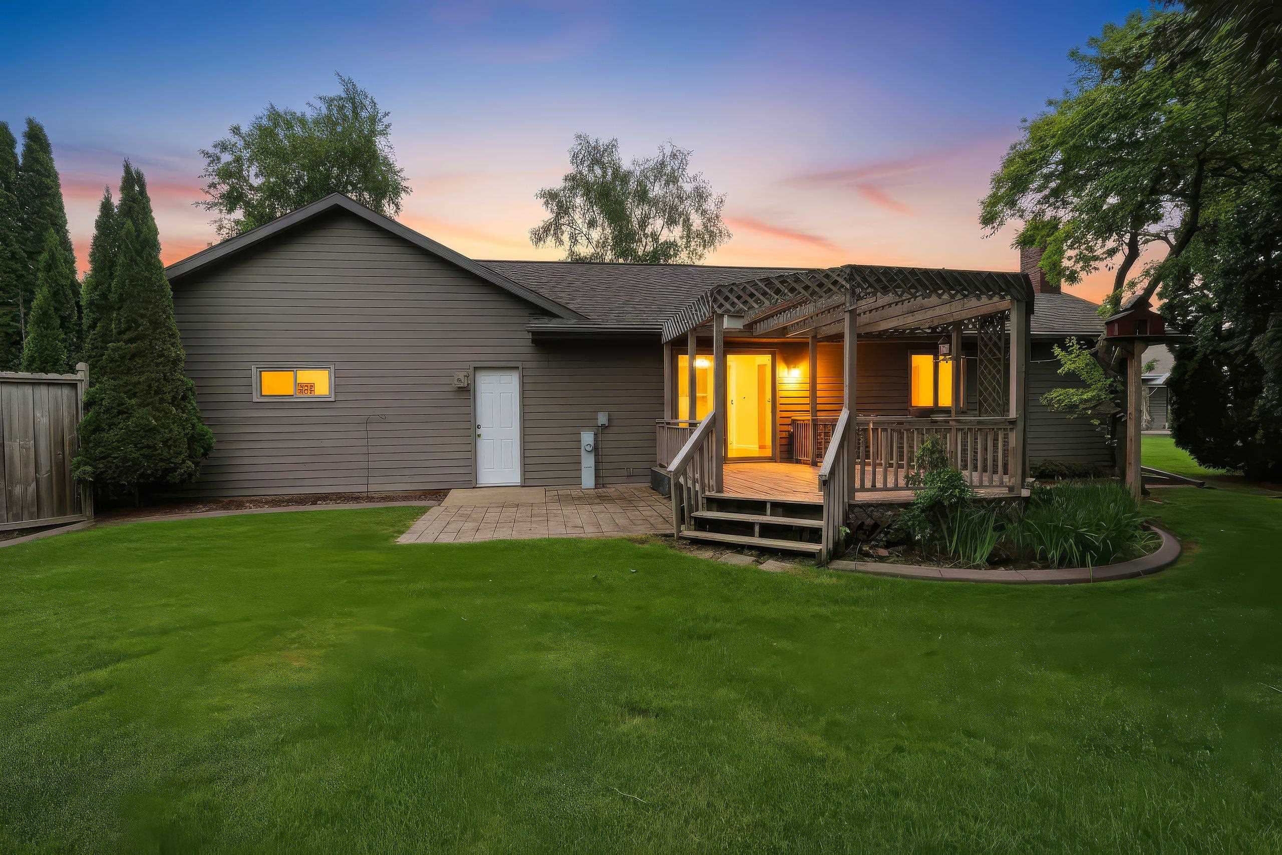 28 North Greves Court Appleton, WI 54914 - Photo 2 of 67