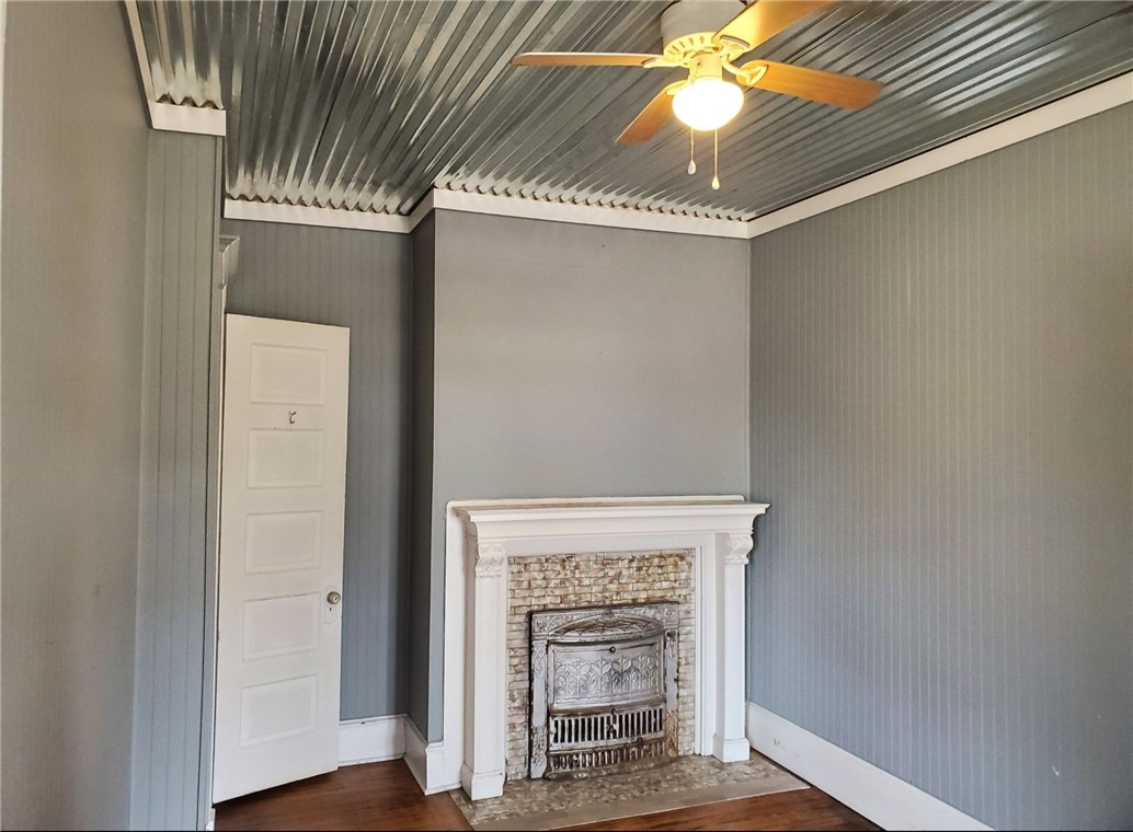555 West Main Street Decatur, IL 62522 - Photo 12 of 32
