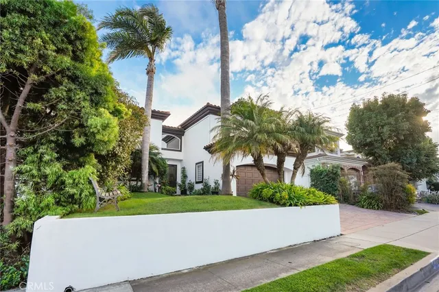 $18,000 | 1530 Eighth Street, Manhattan Beach, CA 90266