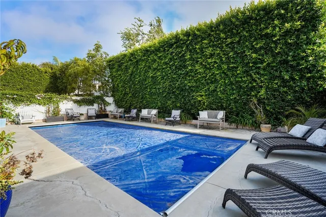 $18,000 | 1530 Eighth Street, Manhattan Beach, CA 90266