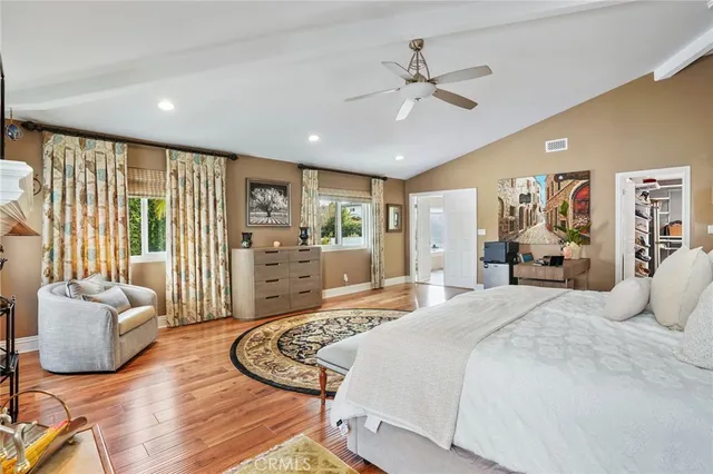 $18,000 | 1530 Eighth Street, Manhattan Beach, CA 90266