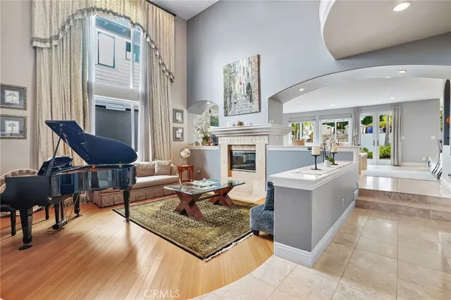 $18,000 | 1530 Eighth Street, Manhattan Beach, CA 90266