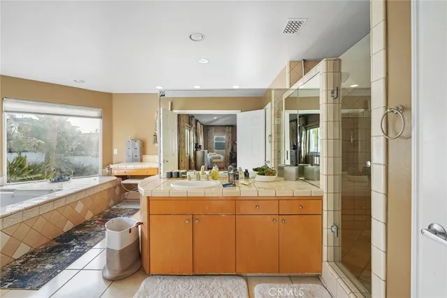 $18,000 | 1530 Eighth Street, Manhattan Beach, CA 90266