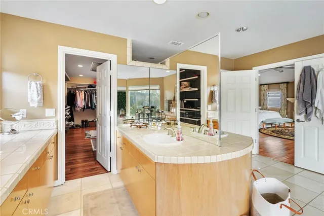 $18,000 | 1530 Eighth Street, Manhattan Beach, CA 90266