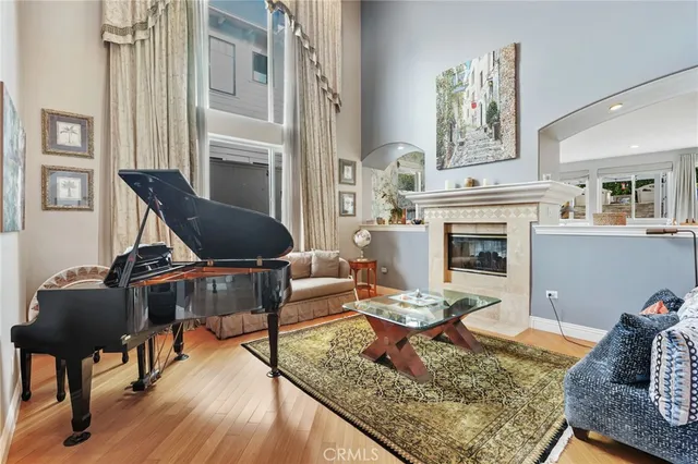 $18,000 | 1530 Eighth Street, Manhattan Beach, CA 90266