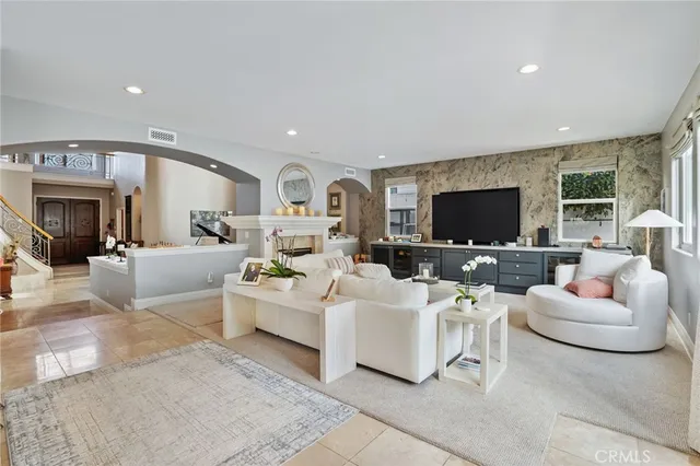 $18,000 | 1530 Eighth Street, Manhattan Beach, CA 90266