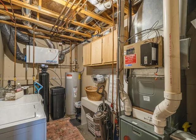 $990,000 | 30871 Sunset Road, Detroit Lakes, MN 56501