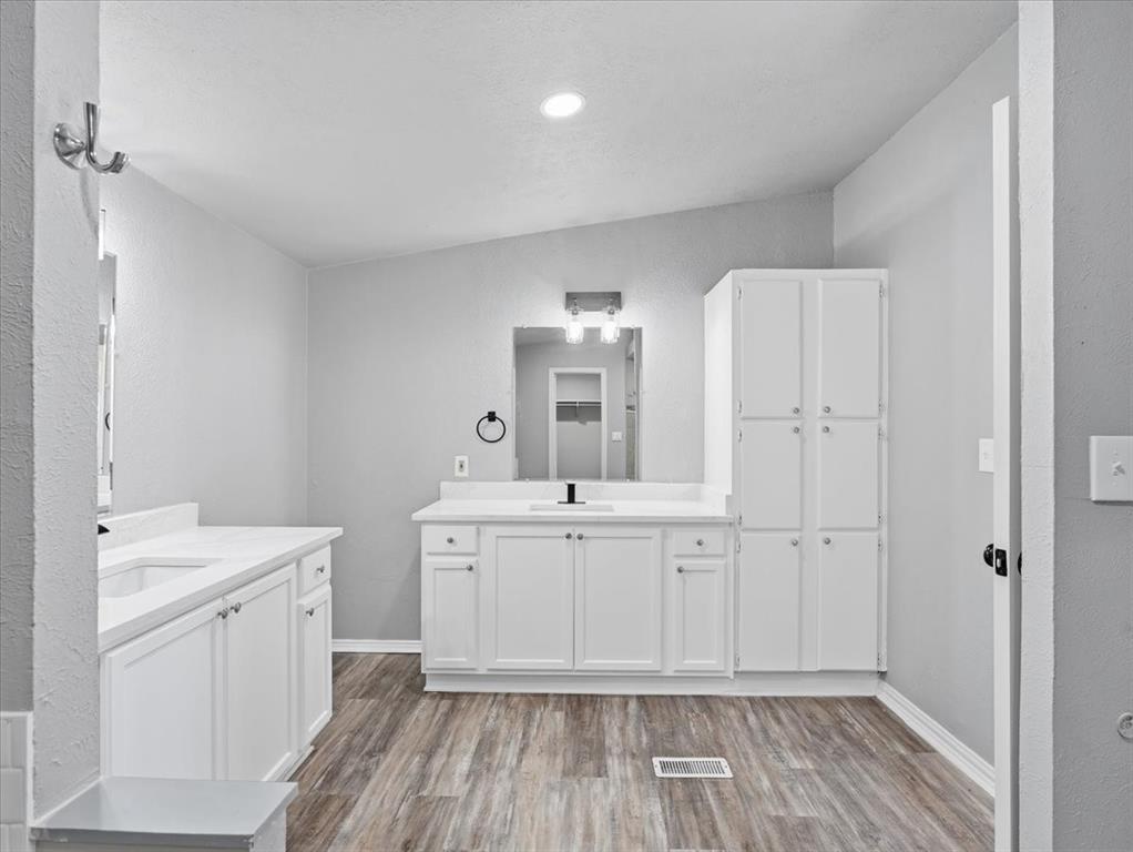 10112 Lavender Road Crowley, TX 76036 - Photo 11 of 40