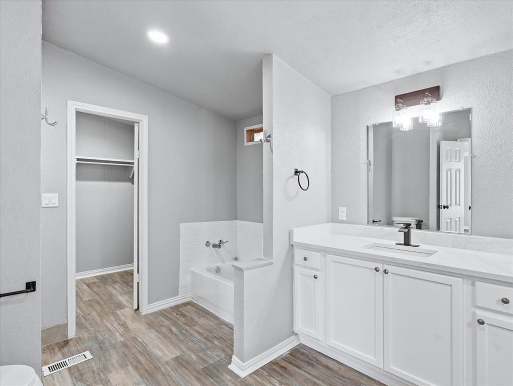 10112 Lavender Road Crowley, TX 76036 - Photo 12 of 40