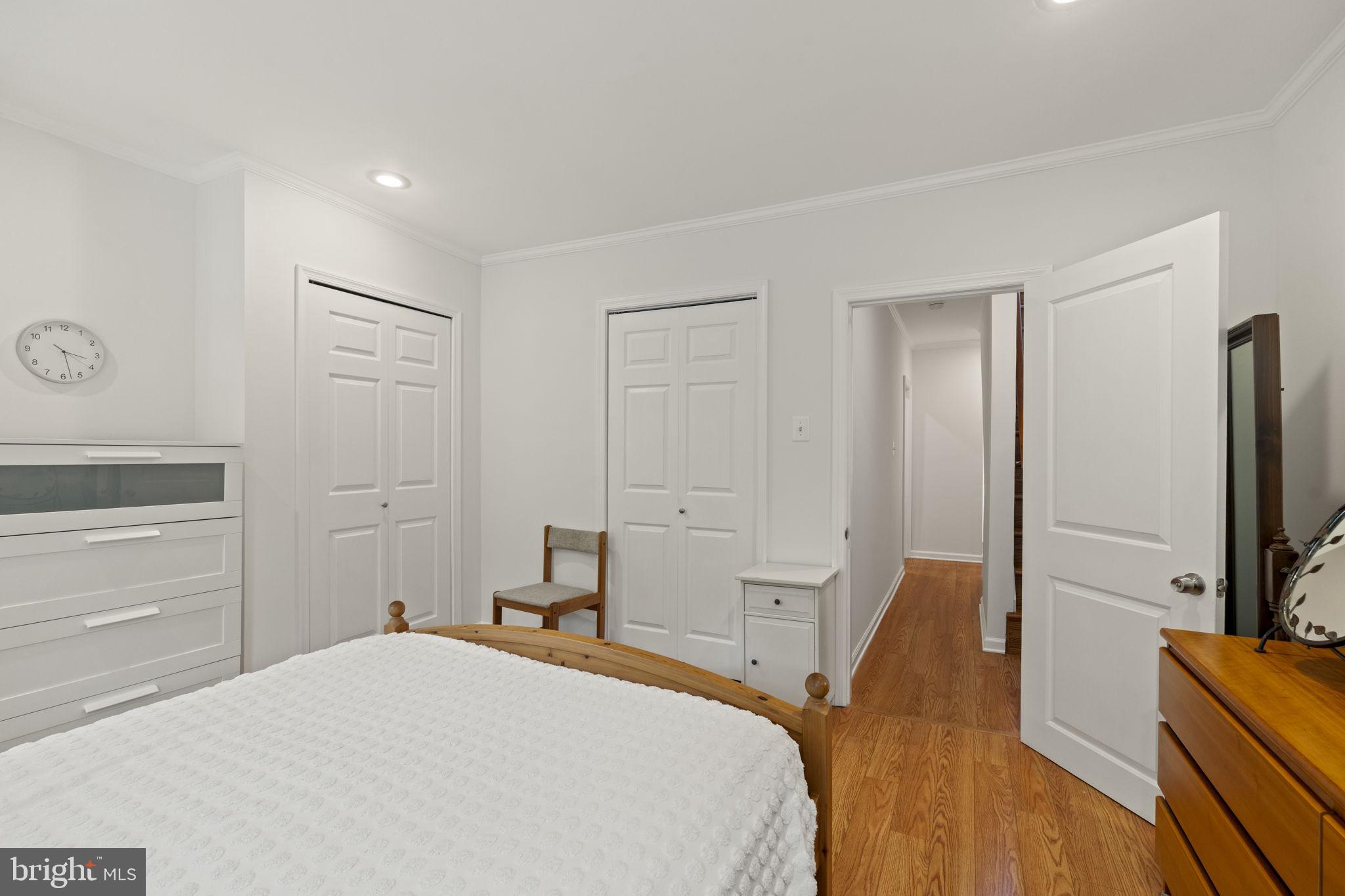 1913 Carpenter Street Philadelphia, PA 19146 - Photo 20 of 39 a bedroom with a bed and a flat screen tv