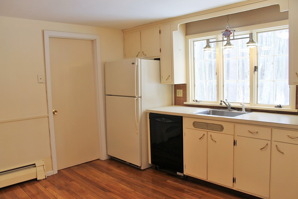 16 Beverly Road Acton, MA 01720 - Photo 7 of 25 Gallery Image 7