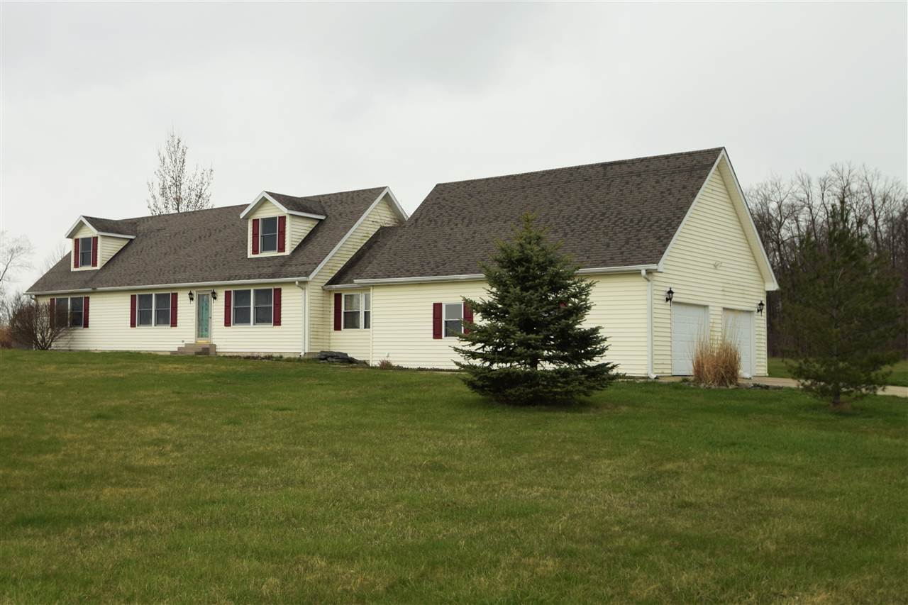 15530 Indianapolis Road Yoder, IN 46798 - Photo 1 of 2