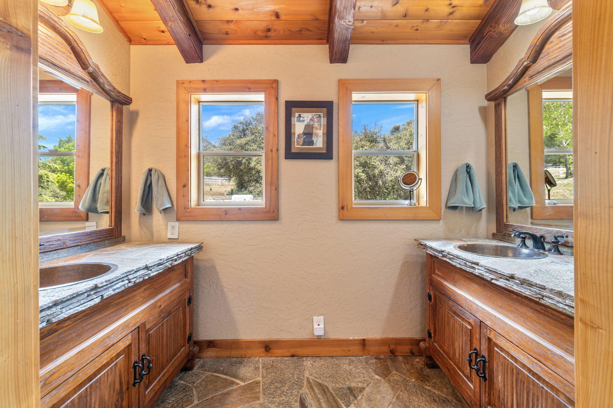 36958 Goldshot Creek Road Mountain Center, CA 92561 - Photo 23 of 70 55-web-or-mls-2H8A8460