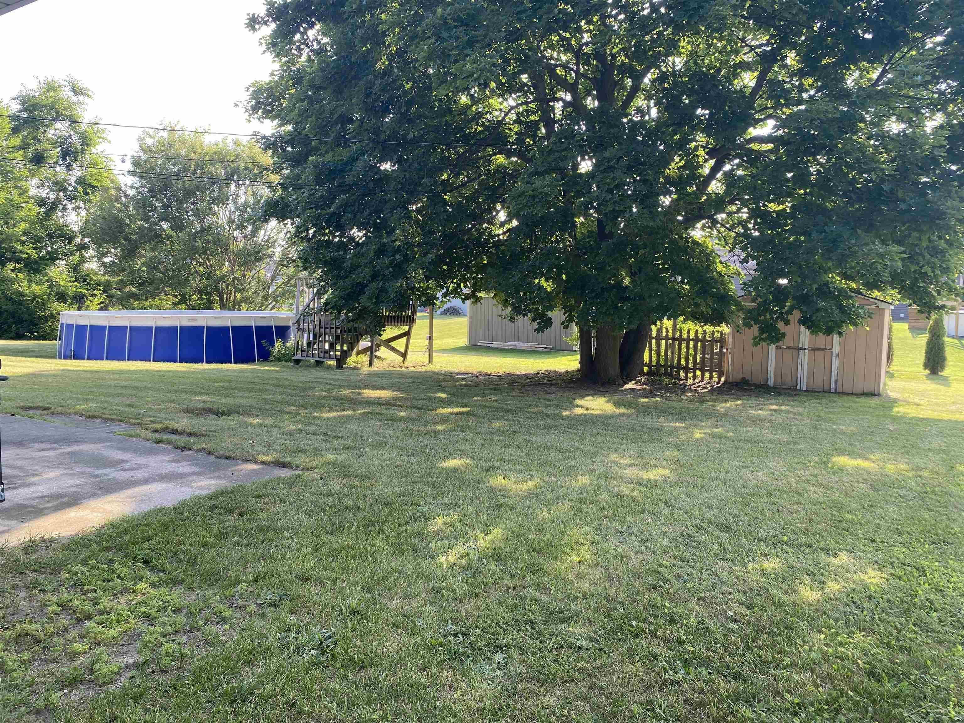 1032 North Hemlock Road Hemlock, MI 48626 - Photo 6 of 19 50214864-79604682-6A9E-4BD6-BB1A-C892168563D3.JPG