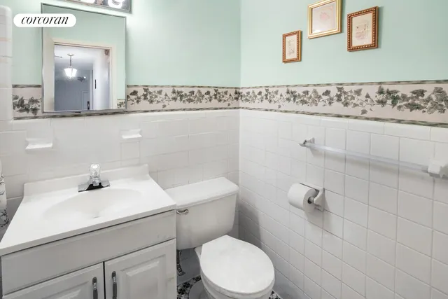 $289,000 | 2475 West 16th Street, Unit 4K | Gravesend