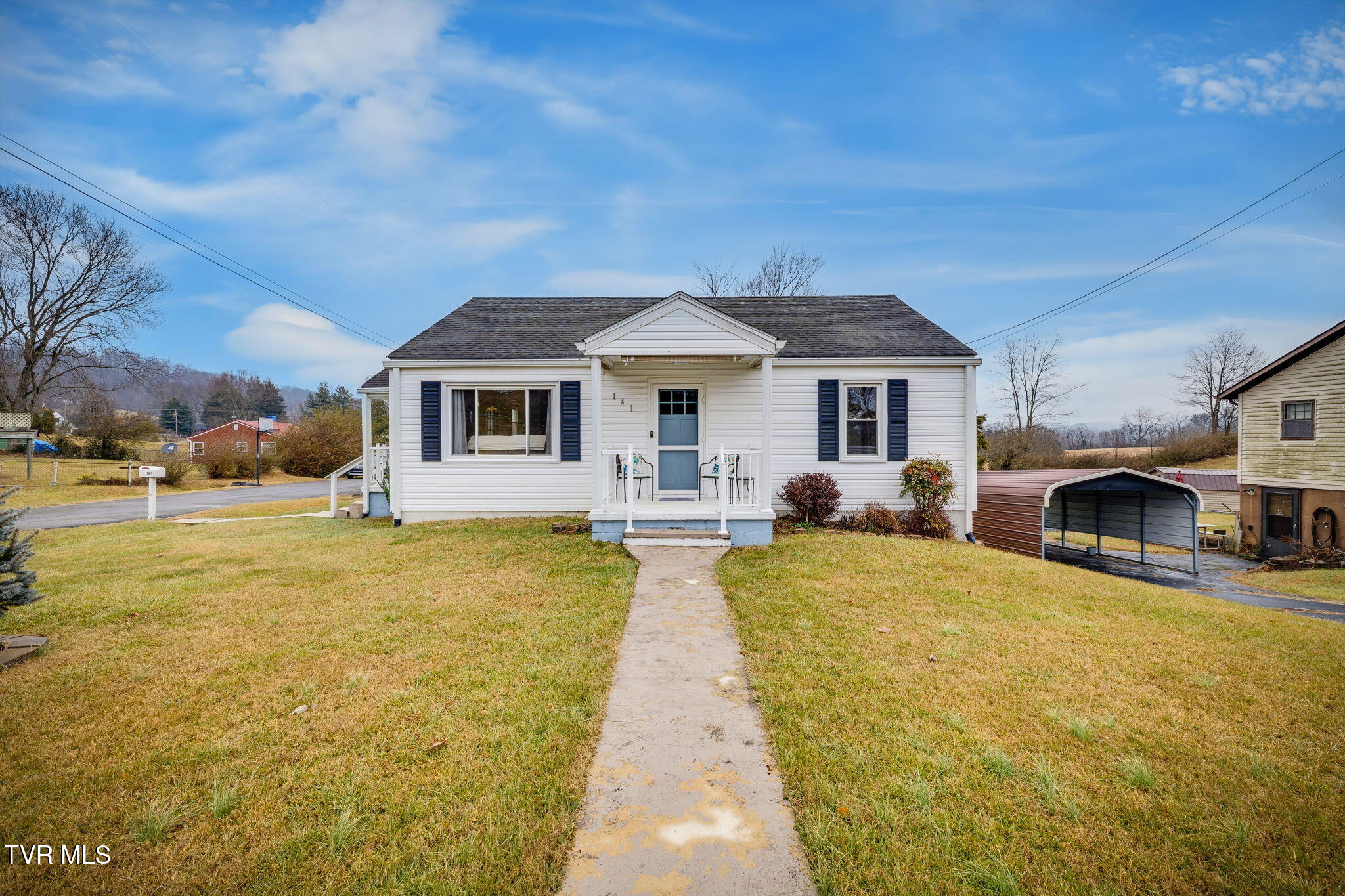 141 Cooks Valley Road Kingsport, TN 37664 - Photo 1 of 24 001