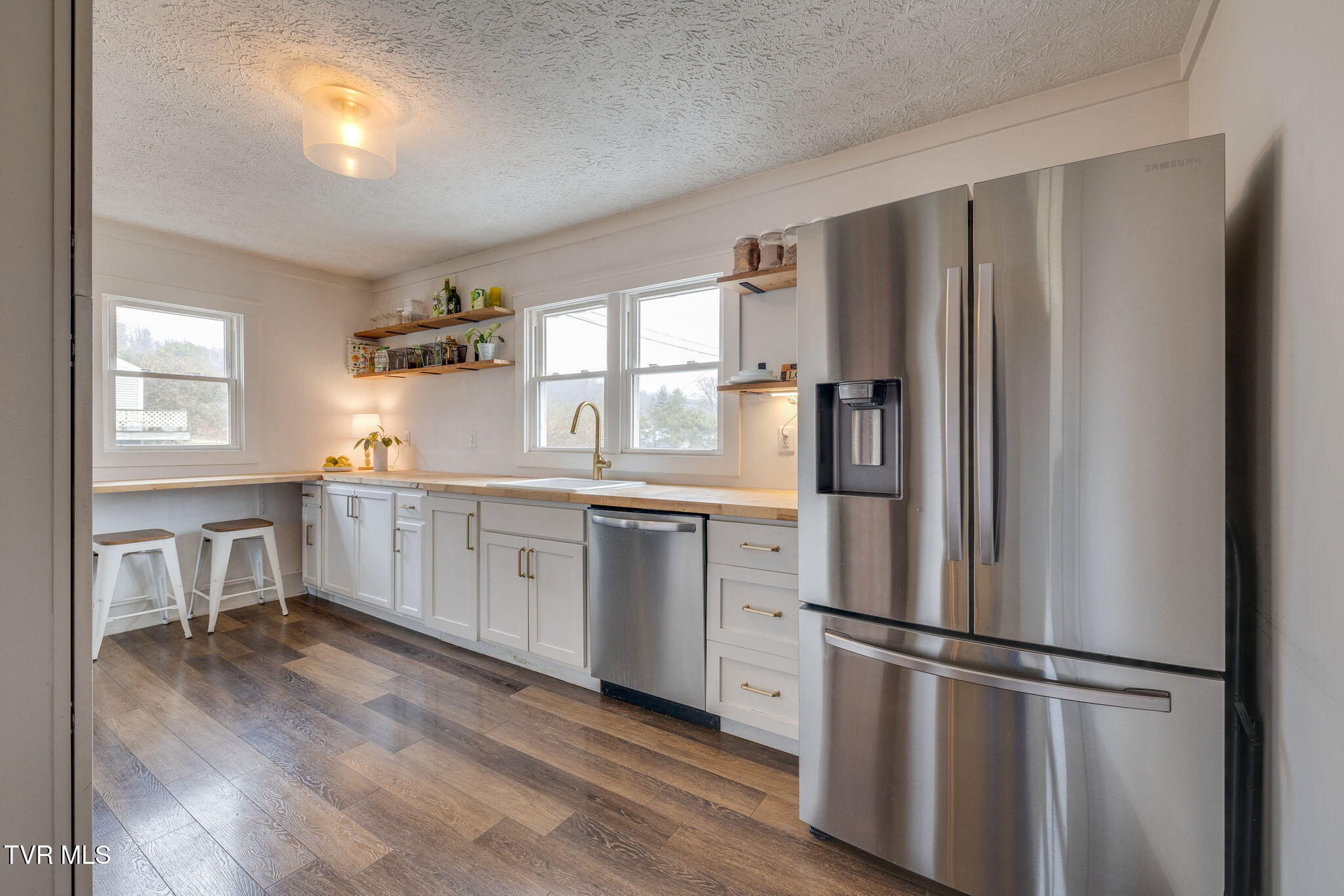 141 Cooks Valley Road Kingsport, TN 37664 - Photo 12 of 24 012
