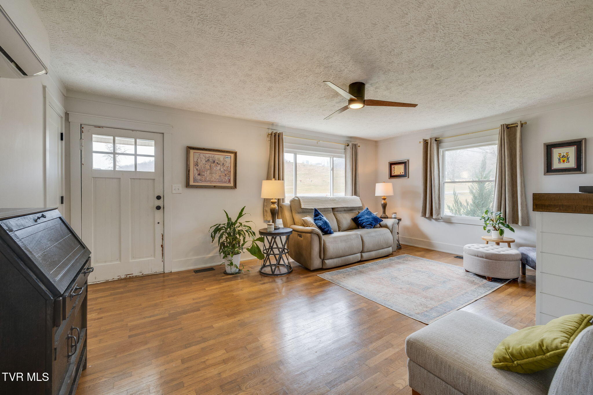 141 Cooks Valley Road Kingsport, TN 37664 - Photo 7 of 24 007 - Copy (2)