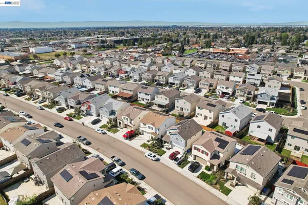 $630,000 | 1449 Dorona Lane, Manteca, CA 95336