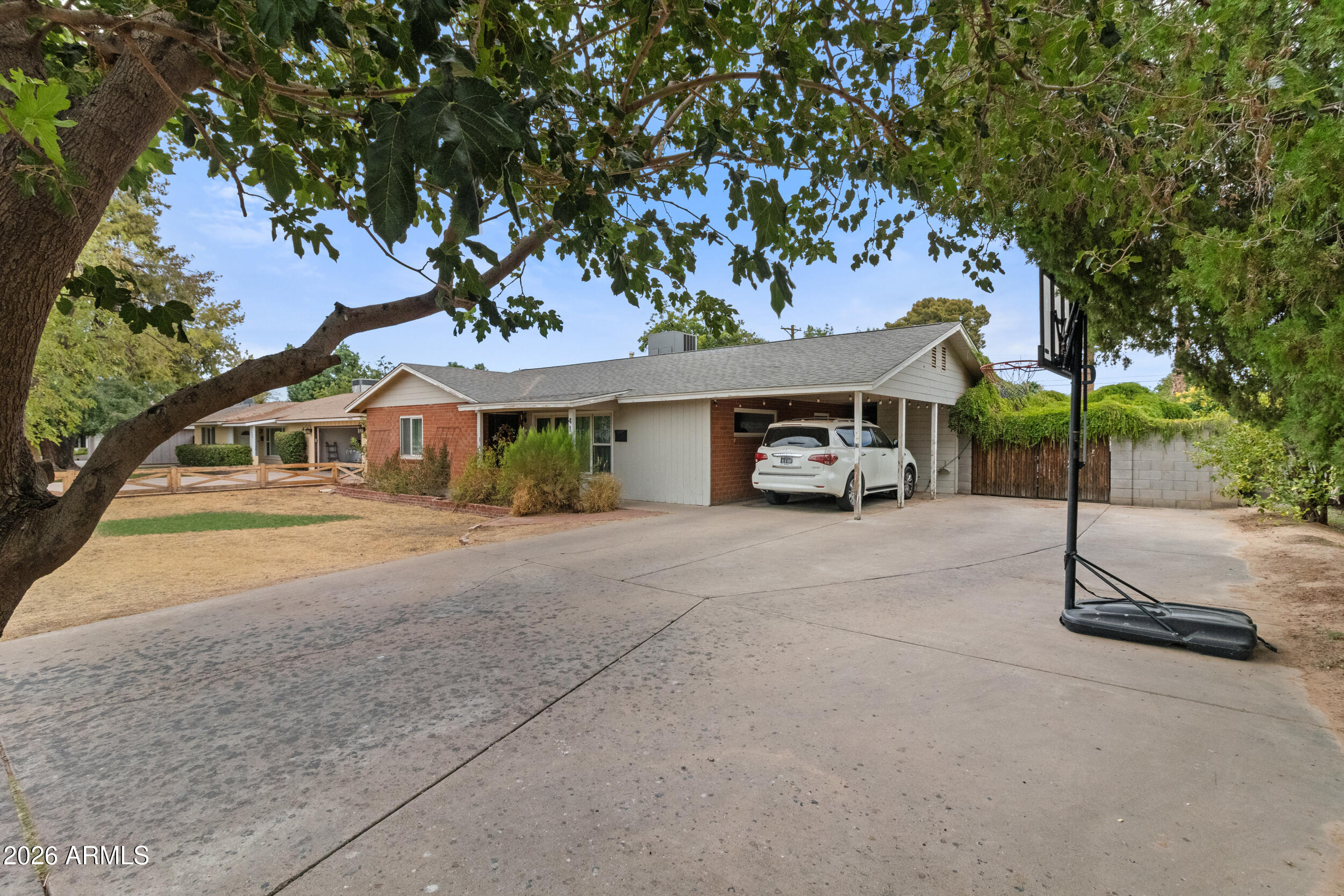 4102 East Osborn Road, Unit 588 Phoenix, AZ 85018 - Photo 4 of 9 Front Drive