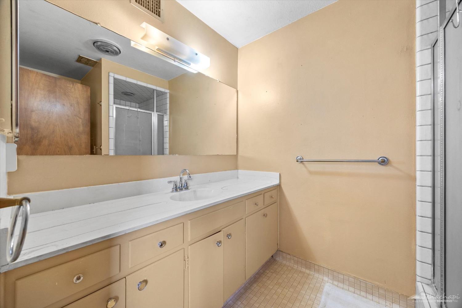 20875 Oak Street Tehachapi, CA 93561 - Photo 45 of 52 Gallery Image 45