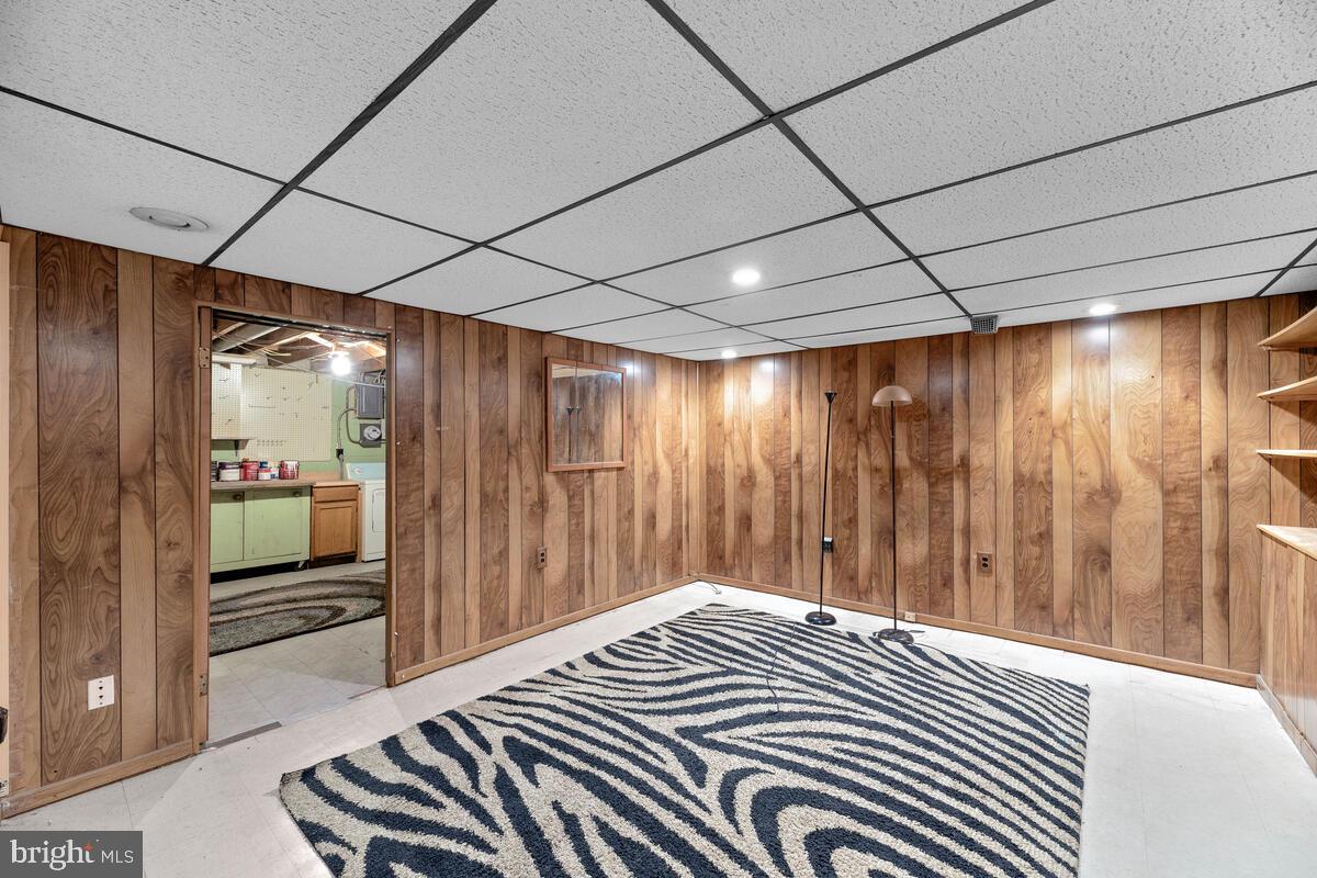 670 Queensgate Road Baltimore, MD 21229 - Photo 22 of 26