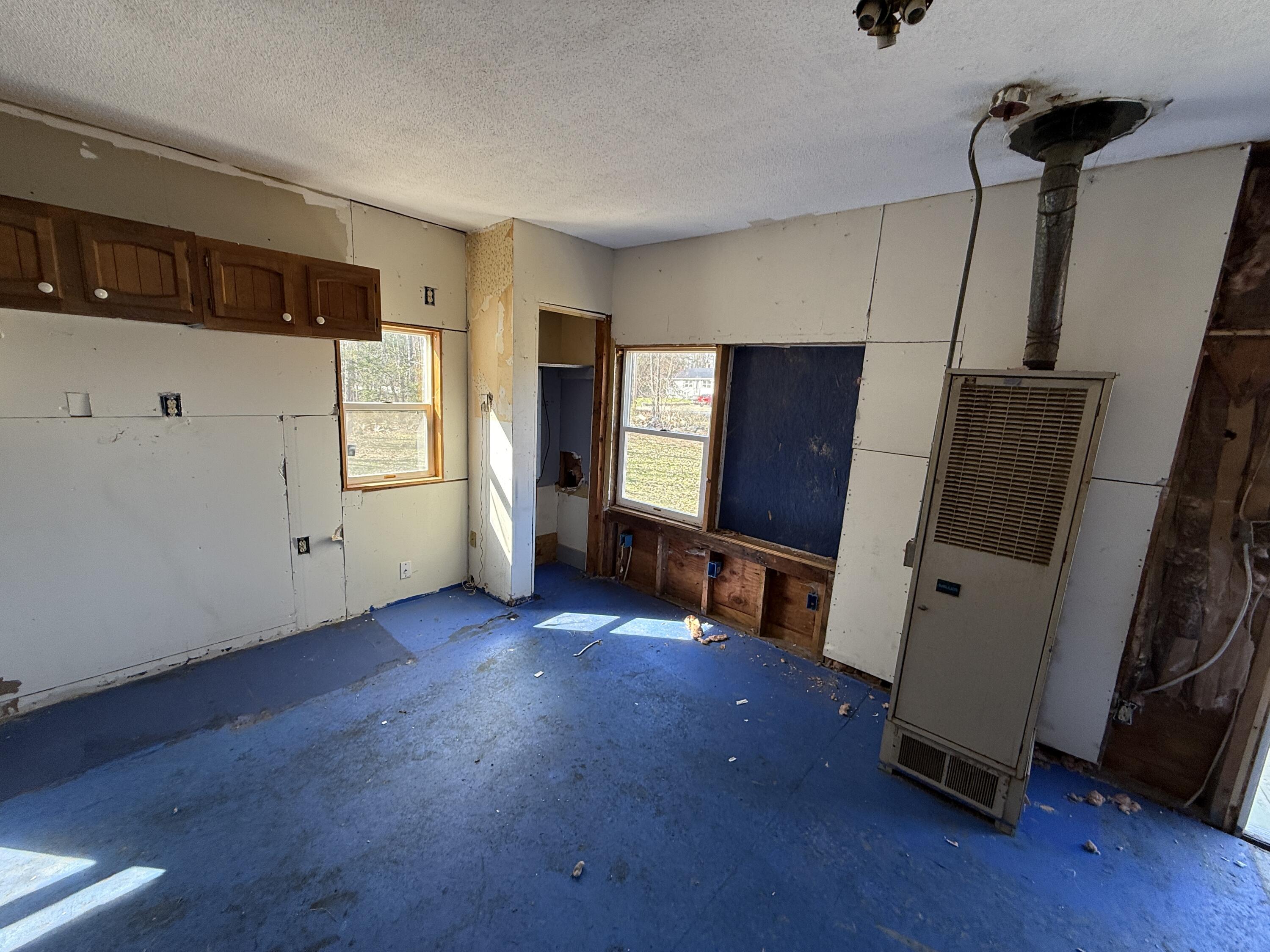 175 McNally Road Clinton, ME 04927 - Photo 12 of 13 Interior