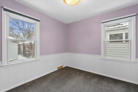 $264,900 | 5511 West Notre Dame Court, Milwaukee, WI 53208