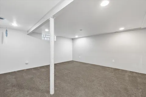 $264,900 | 5511 West Notre Dame Court, Milwaukee, WI 53208