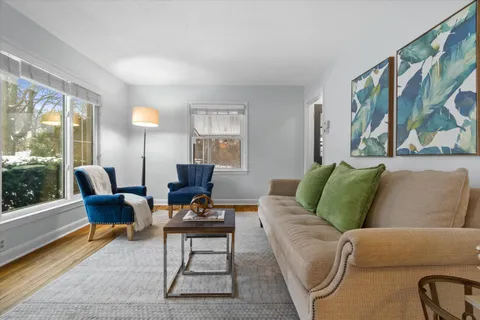 $264,900 | 5511 West Notre Dame Court, Milwaukee, WI 53208