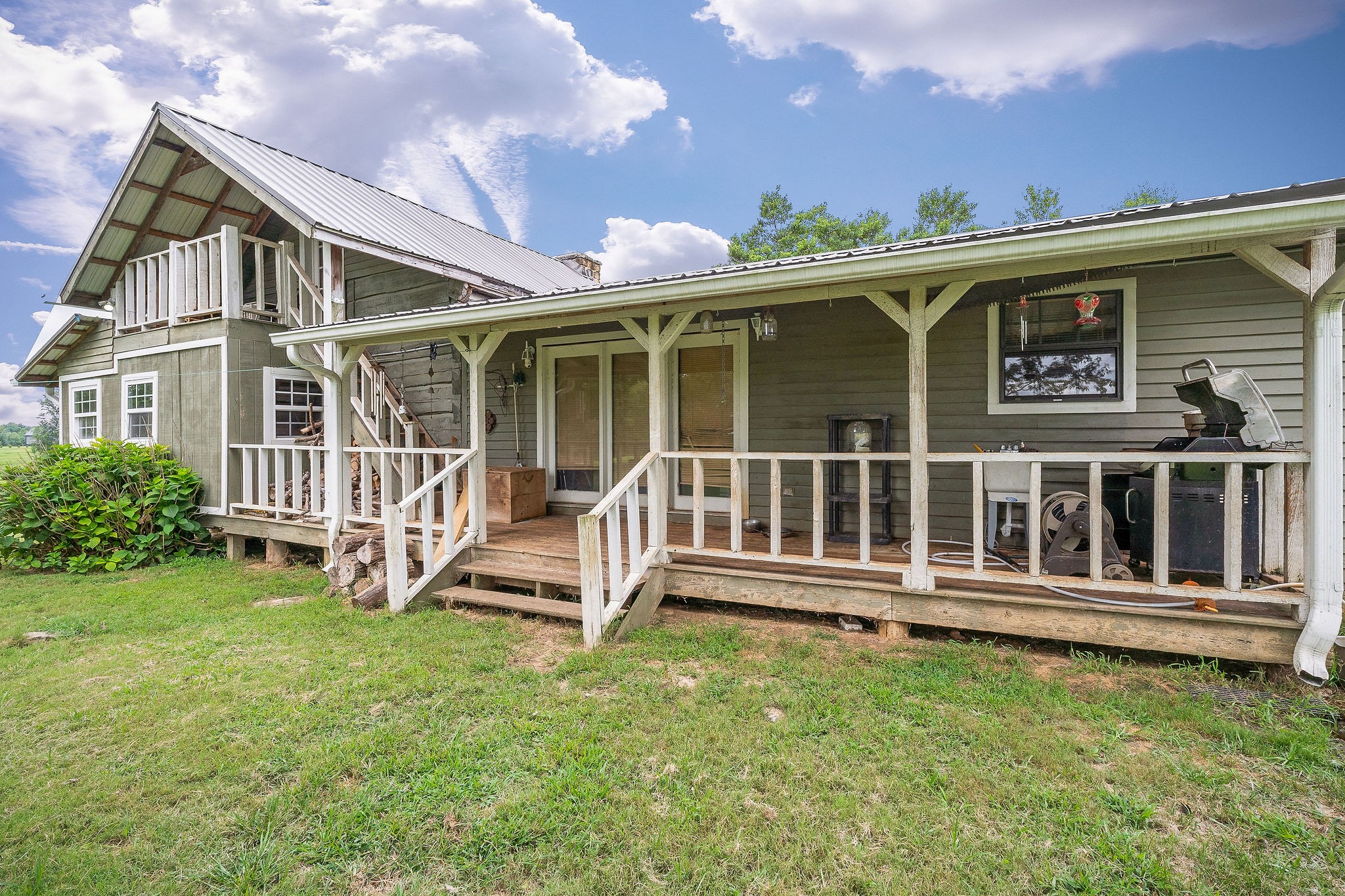 114 Ozone Road Monroe, TN 38573 - Photo 3 of 16 front view of a house with a yard