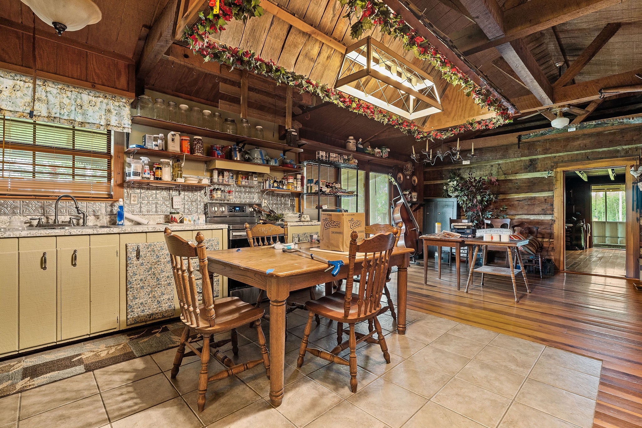 114 Ozone Road Monroe, TN 38573 - Photo 6 of 16 a dining space with furniture and a table
