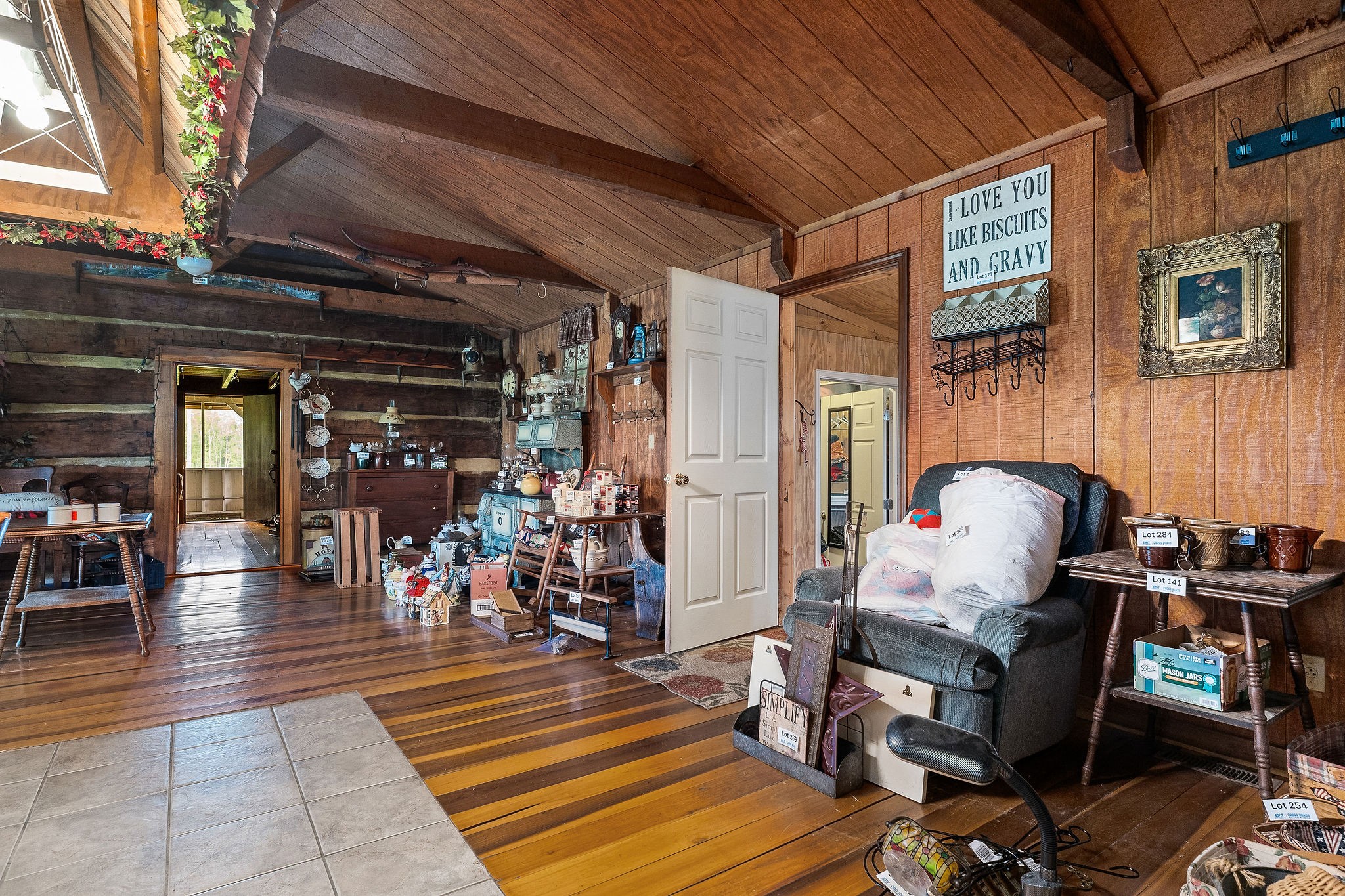 114 Ozone Road Monroe, TN 38573 - Photo 9 of 16 a view of a chairs and table in a patio