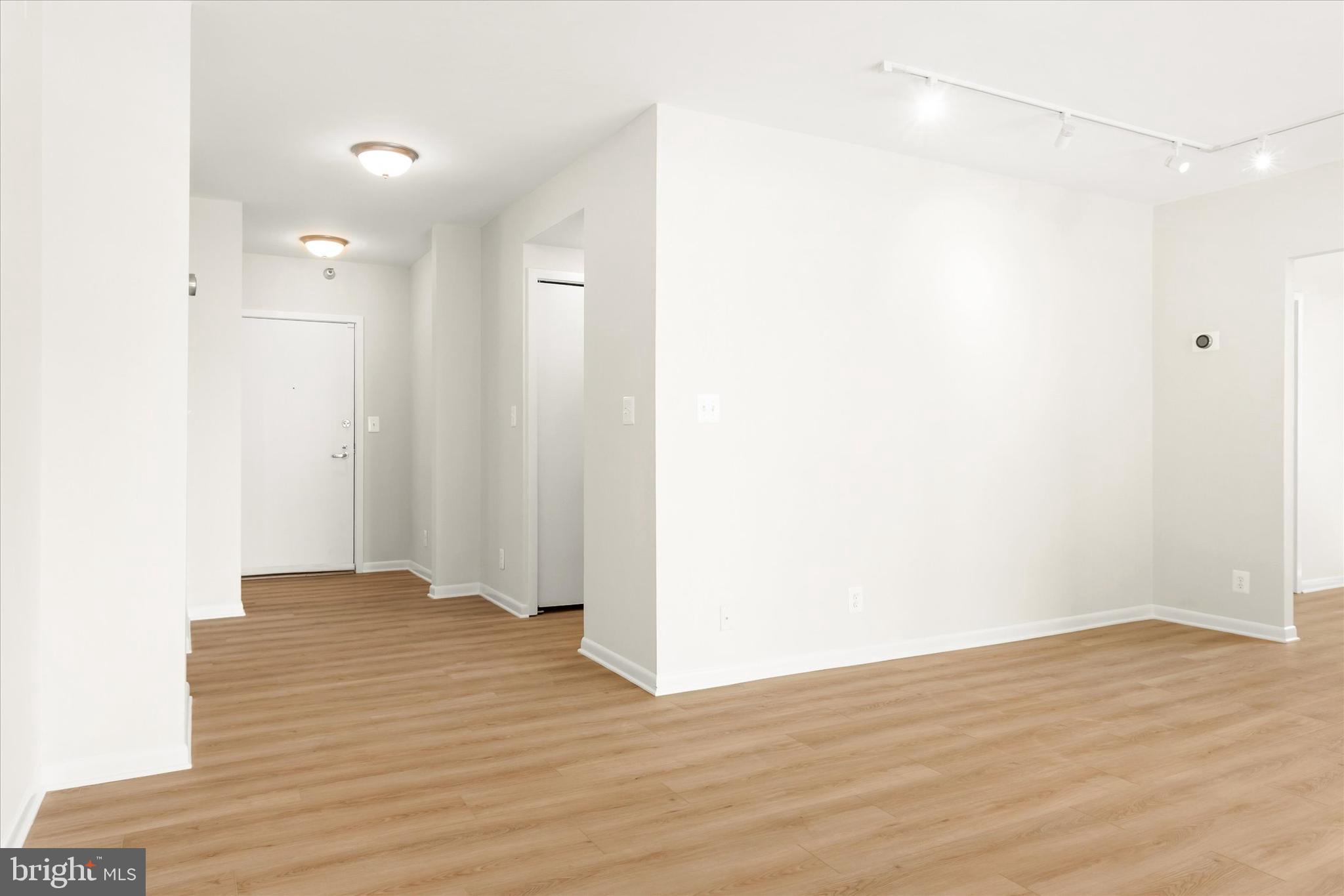 5505 Seminary Road, Unit 904N Falls Church, VA 22041 - Photo 13 of 37 Gallery Image 13