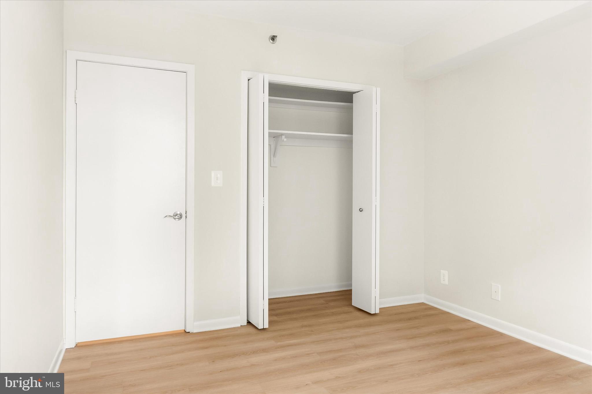 5505 Seminary Road, Unit 904N Falls Church, VA 22041 - Photo 20 of 37 Gallery Image 20