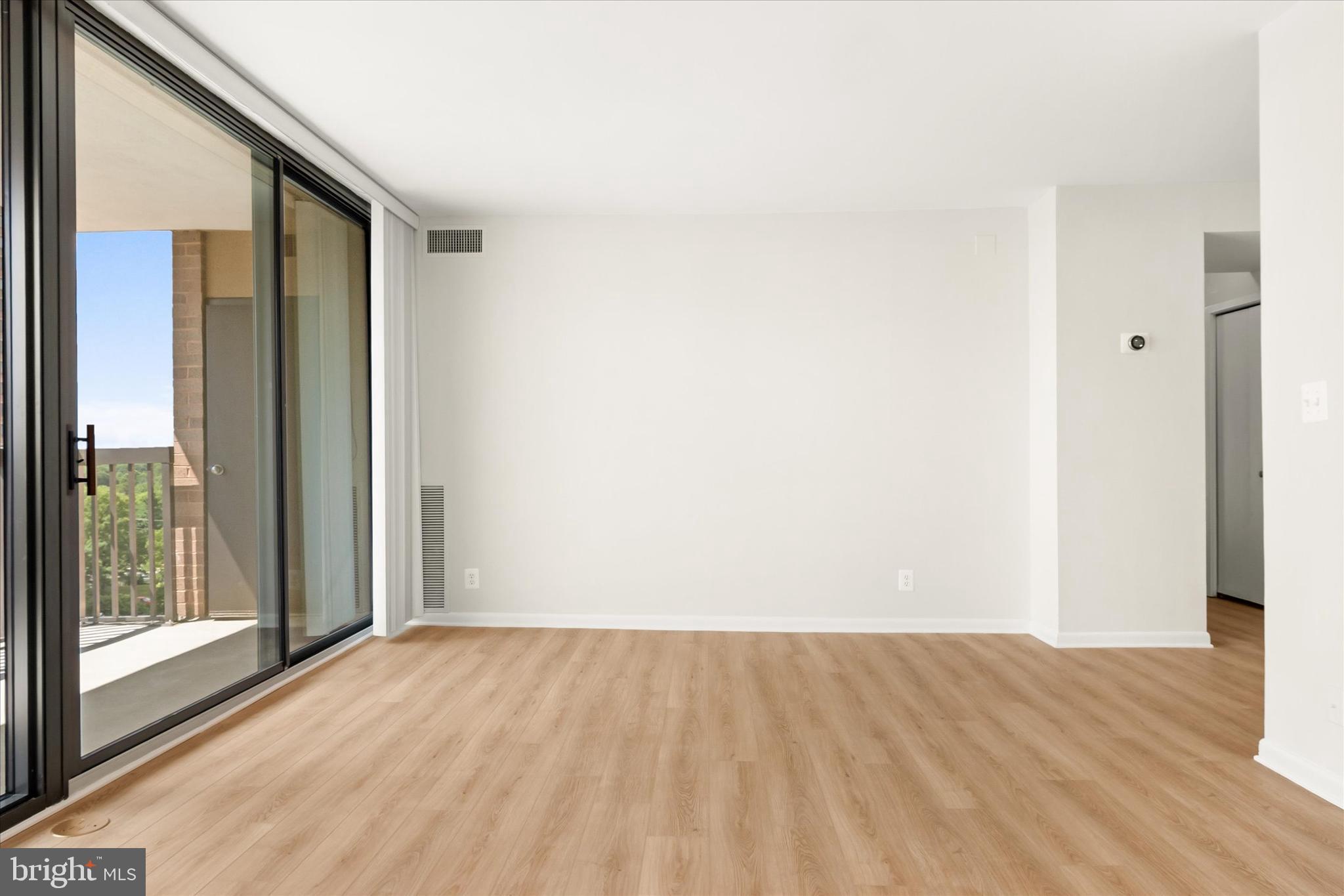 5505 Seminary Road, Unit 904N Falls Church, VA 22041 - Photo 4 of 37 Gallery Image 4