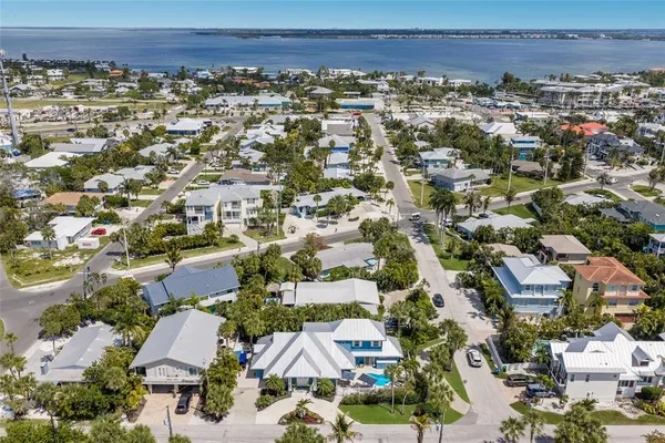 $3,295,000 | 5701 Carissa Street, Holmes Beach, FL 34217