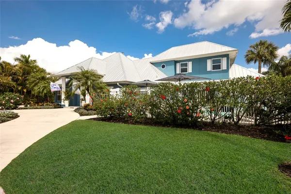 $3,295,000 | 5701 Carissa Street, Holmes Beach, FL 34217