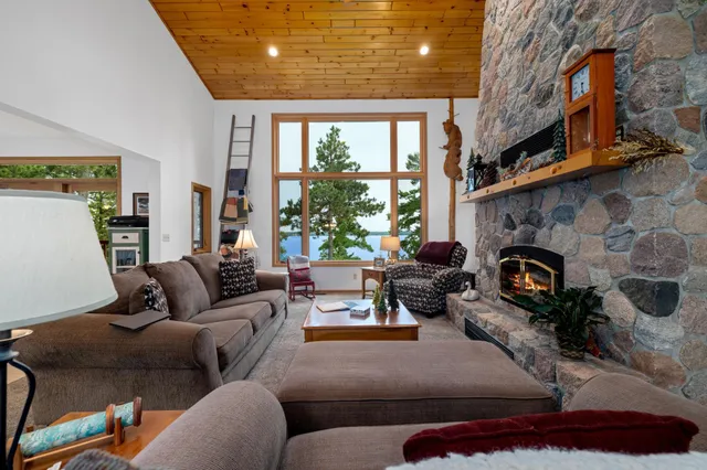 $1,125,000 | 19769 County 40, Park Rapids, MN 56470