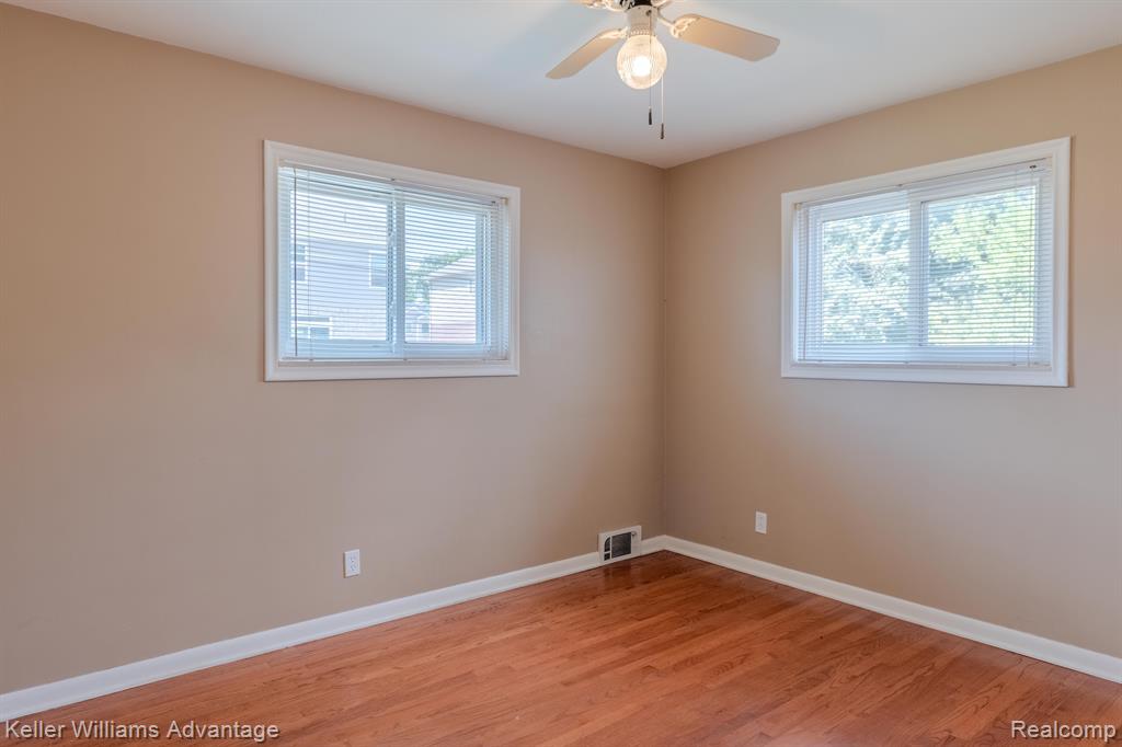 33401 Defour Drive Sterling Heights, MI 48310 - Photo 18 of 38