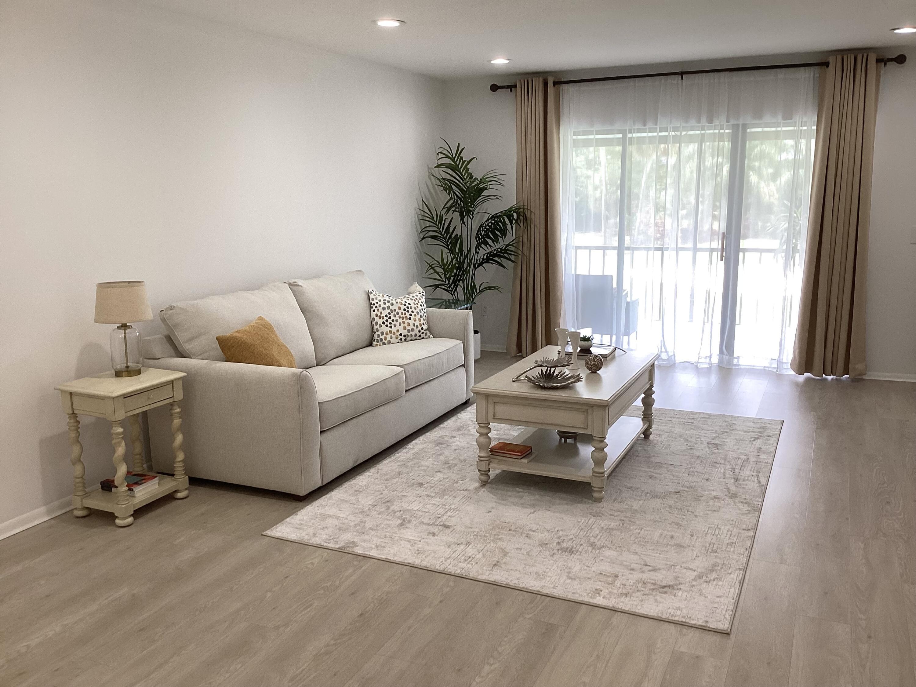8315 Casa Del Lago, Unit F Boca Raton, FL 33433 - Photo 14 of 55 IMG_9442