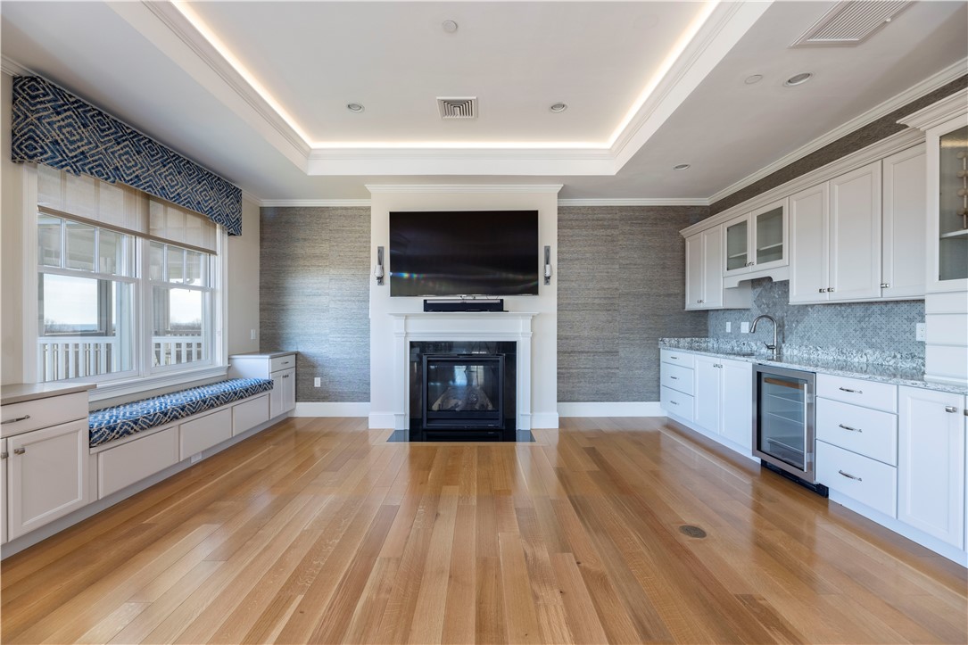 5 Compass Way, Unit C302 Westerly, RI 02891 - Photo 4 of 31 Living Room and Wet Bar