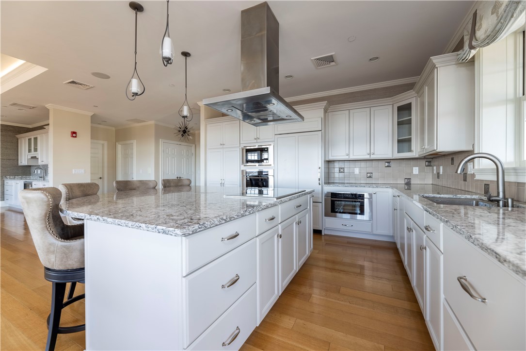 5 Compass Way, Unit C302 Westerly, RI 02891 - Photo 9 of 31 Kitchen