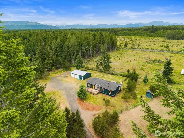 $449,000 | 790 West Honeysuckle Lane, Shelton, WA 98584